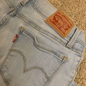 Levi’s 710 super skinny jeans